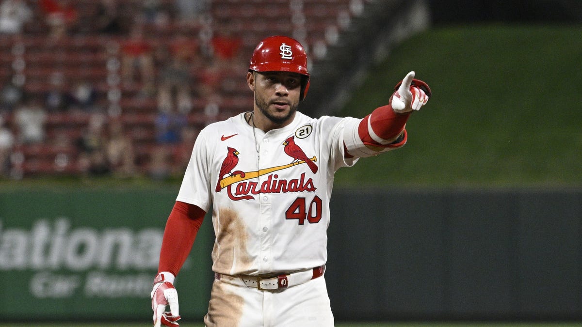 Boston Red Sox trade for Willson Contreras from St. Louis Cardinals