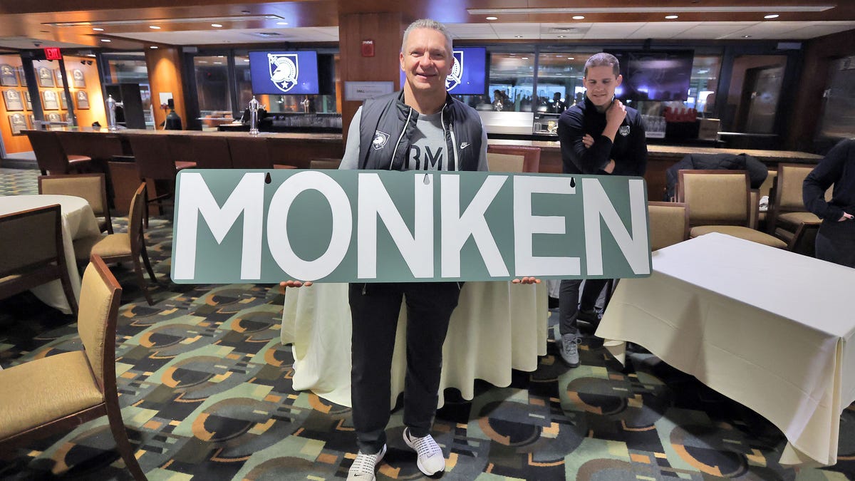 Army football team enjoys visit to Fenway Park