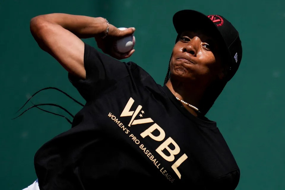 Mo’ne Davis throws during the first day of tryouts for the Women’s Professional Baseball League, Friday, Aug 22, 2025, at the Washington Nationals Youth Baseball Academy in Washington. (AP Photo/Julia Demaree Nikhinson)
