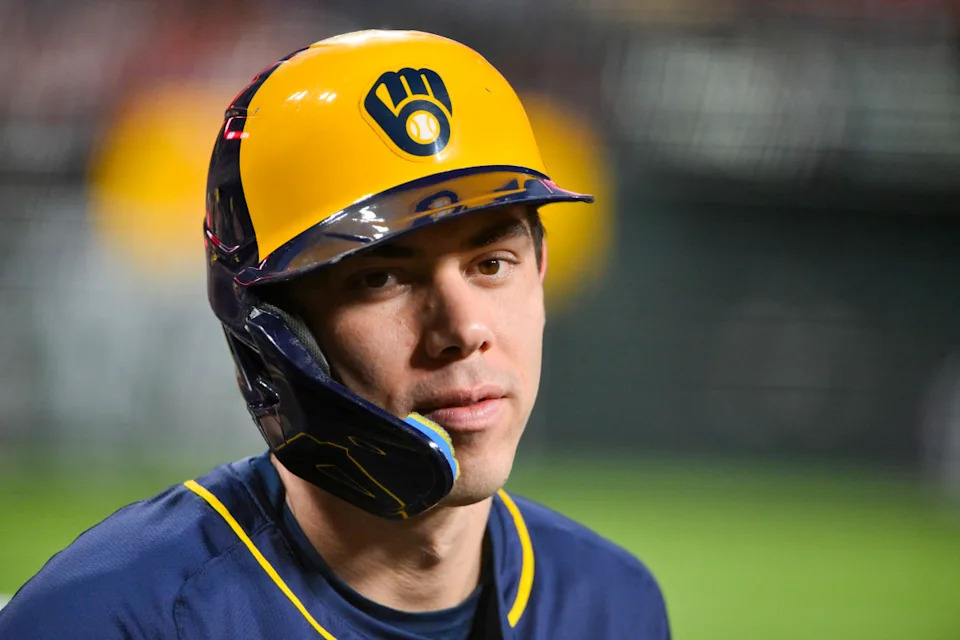 Milwaukee Brewers designated hitter Christian Yelich (22) © Jeff Curry-Imagn Images