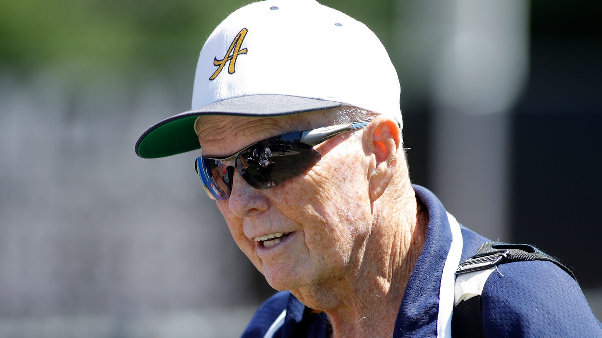 Len Perkins, venerable prep baseball, softball coach, dies at 86
