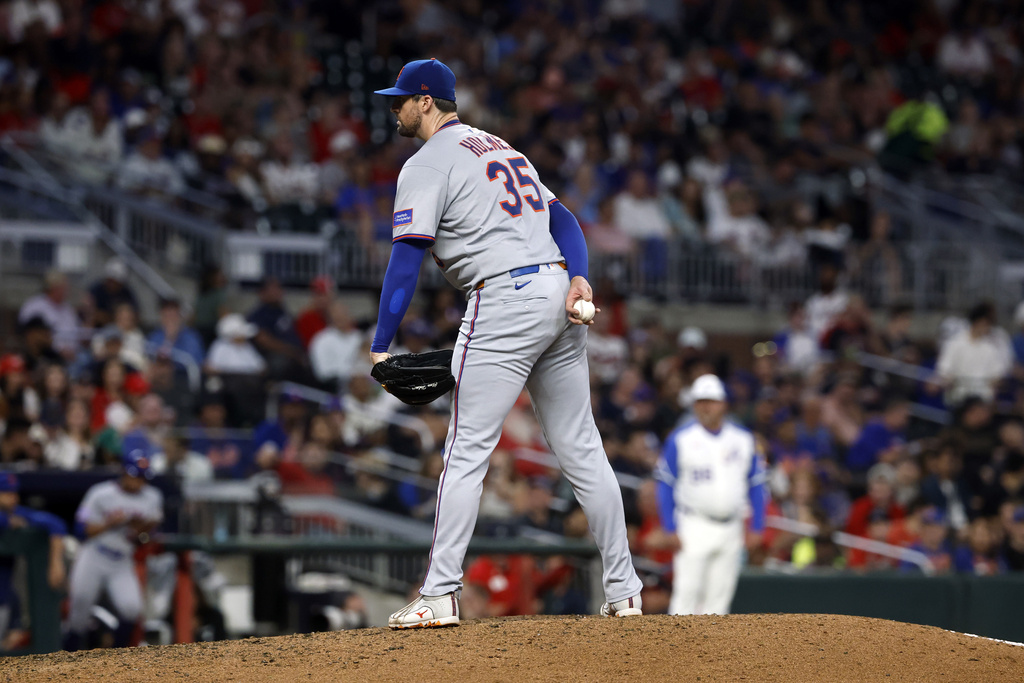 Mets' Clay Holmes, Nolan McLean to pitch in World Baseball Classic