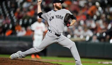 Yankees re-signing Paul Blackburn to one-year deal