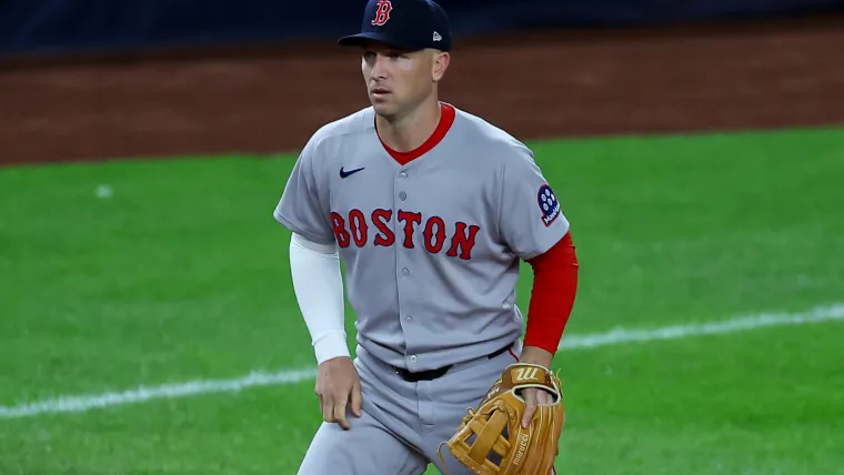 Red Sox get exciting update on Alex Bregman's free agency image