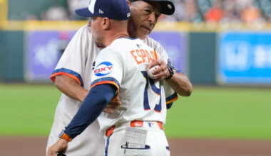 Joe Espada Brings Kelvin Sampson In To Talk To Astros Employees About Leadership — "He's Not Just a Basketball Coach, He's a Human Leader"
