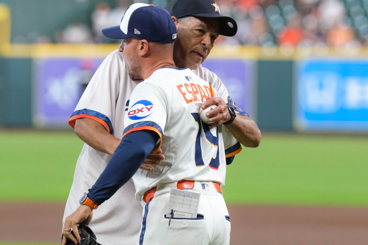 Joe Espada Brings Kelvin Sampson In To Talk To Astros Employees About Leadership — "He's Not Just a Basketball Coach, He's a Human Leader"