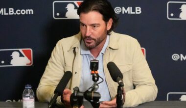 SF Giants have roster holes; Dodgers, Phillies make splashes