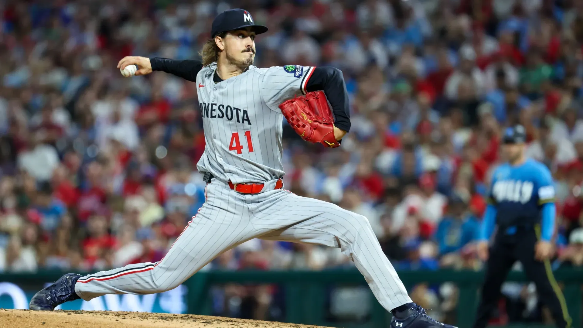 Joe Ryan #41 of the Twins pitches against the Phillies. Isaiah Vazquez/Getty Images)