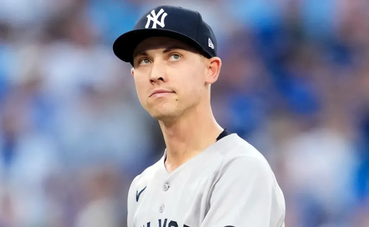 NY Yankees GM Brian Cashman delivers surprising statement on Weaver's future, leaving fans staggered