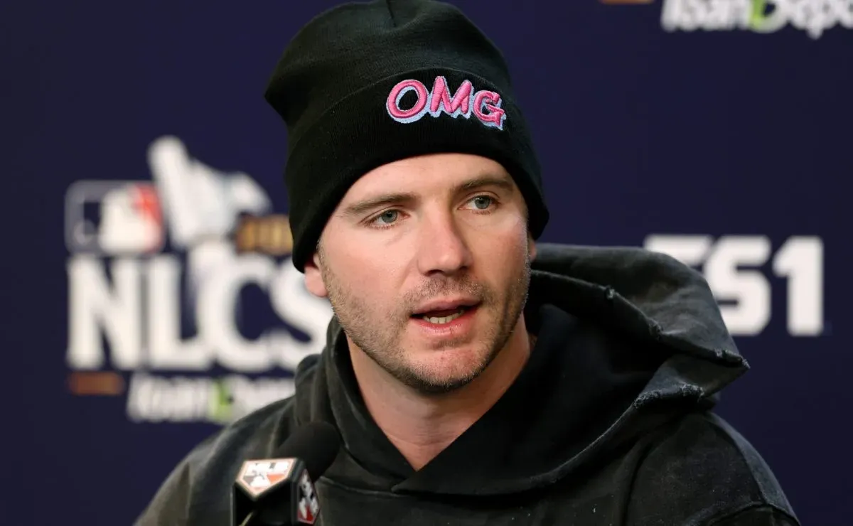 How much will Pete Alonso make with Orioles compared to Kyle Schwarber with Phillies?