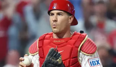 MLB Rumors: J.T. Realmuto receives encouraging signal as Phillies weigh free-agent decision
