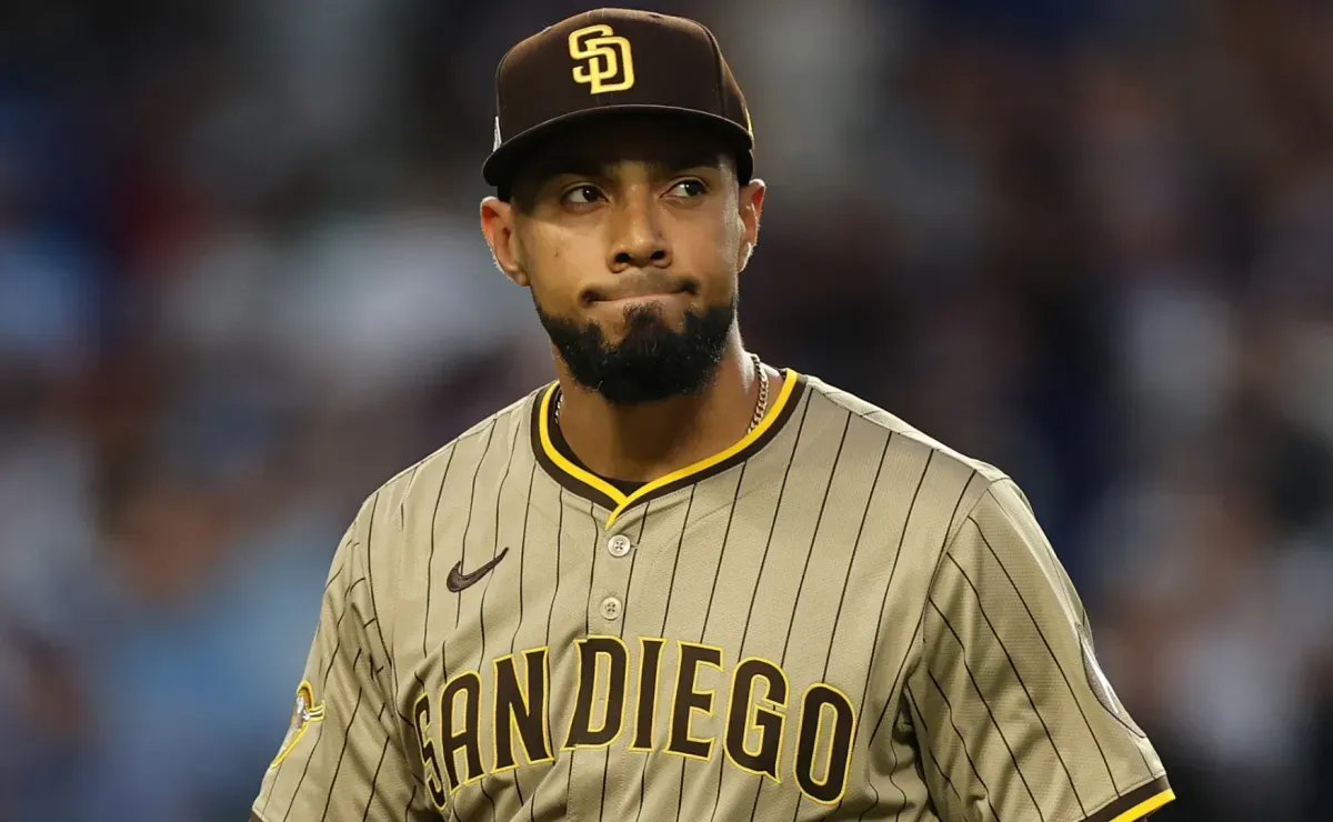 MLB Rumors: Following the arrival of Robert Suarez, Braves are reportedly linked to former 2-time All-Star player