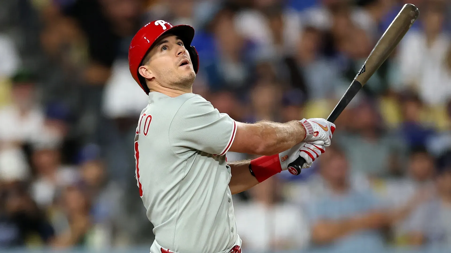 J.T. Realmuto #10 of the Phillies in action at bat against the Dodgers. Luke Hales/Getty Images