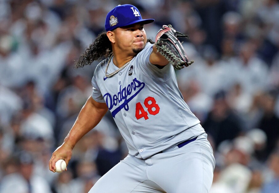 Dodgers bullpen outlook for Brusdar Graterol, Brock Stewart in 2026