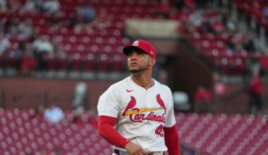 Cardinals trade Contreras to Red Sox for three pitchers