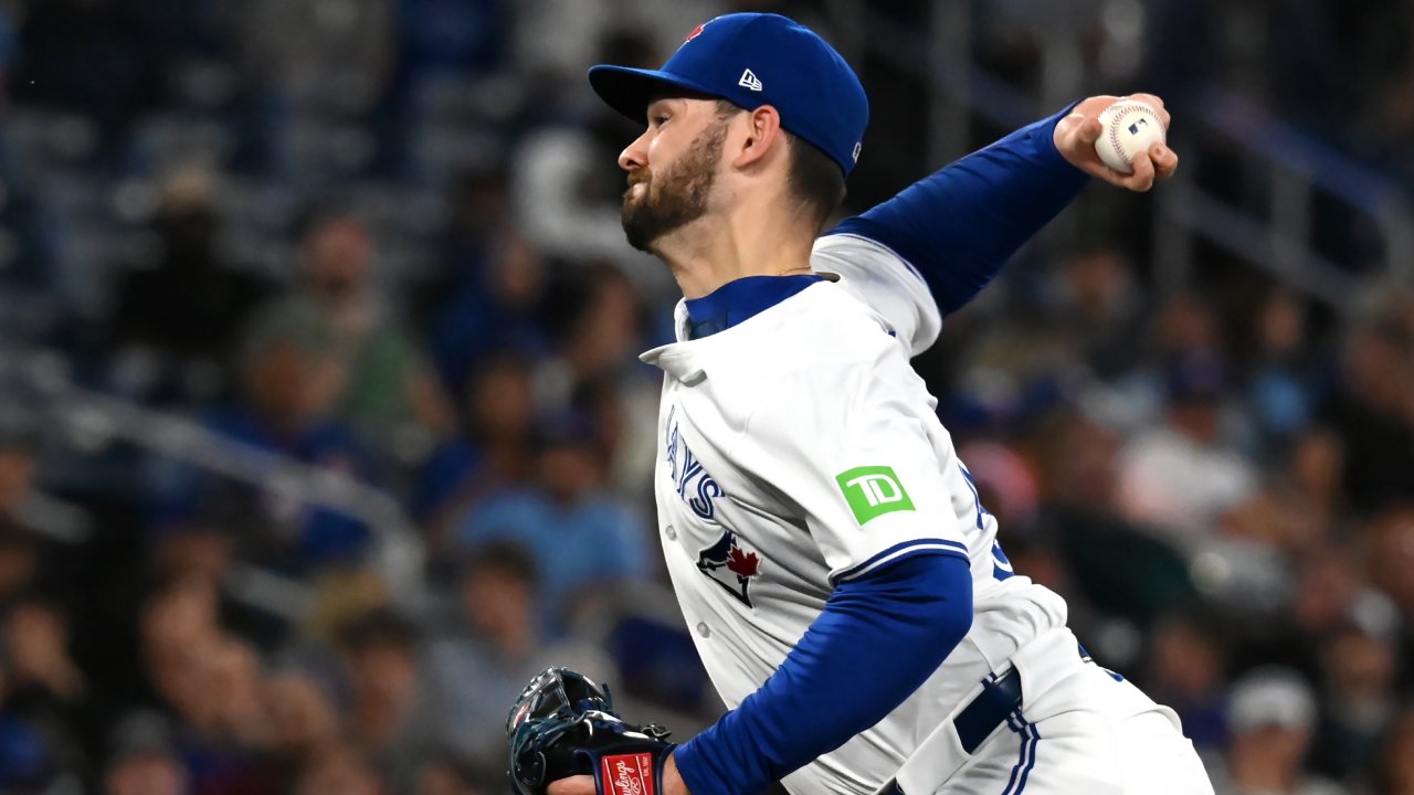 Phillies sign former Blue Jays reliever Zach Pop to one-year deal