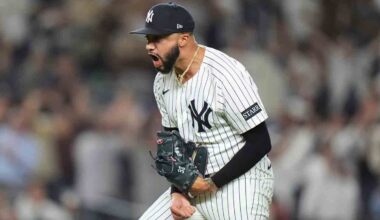 Mets sign Devin Williams as closer market continues to intensify