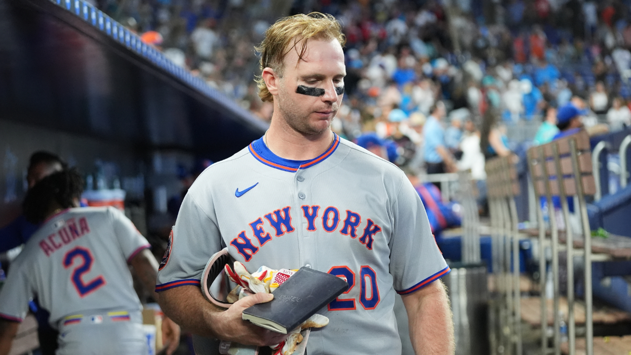 Mets stay quiet on Pete Alonso while searching for pitching help