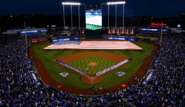 Kansas City Royals face tough stadium decision of their own as Kansas City Chiefs move to Kansas