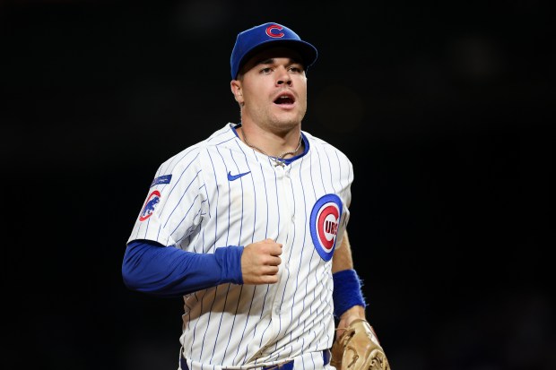 Chicago Cubs third base Matt Shaw (6) walks on the field during the ninth inning against the New York Mets at Wrigley Field Tuesday Sept. 23, 2025, in Chicago. (Armando L. Sanchez/Chicago Tribune)