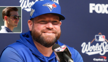 John Schneider has bone to pick with Joe Davis over World Series broadcast