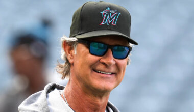 Don Mattingly smiles on the field