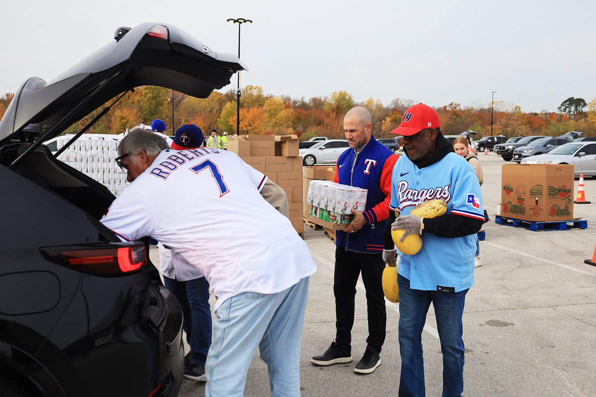 TAFB & Texas Rangers Partner to Fight Hunger in Arlington