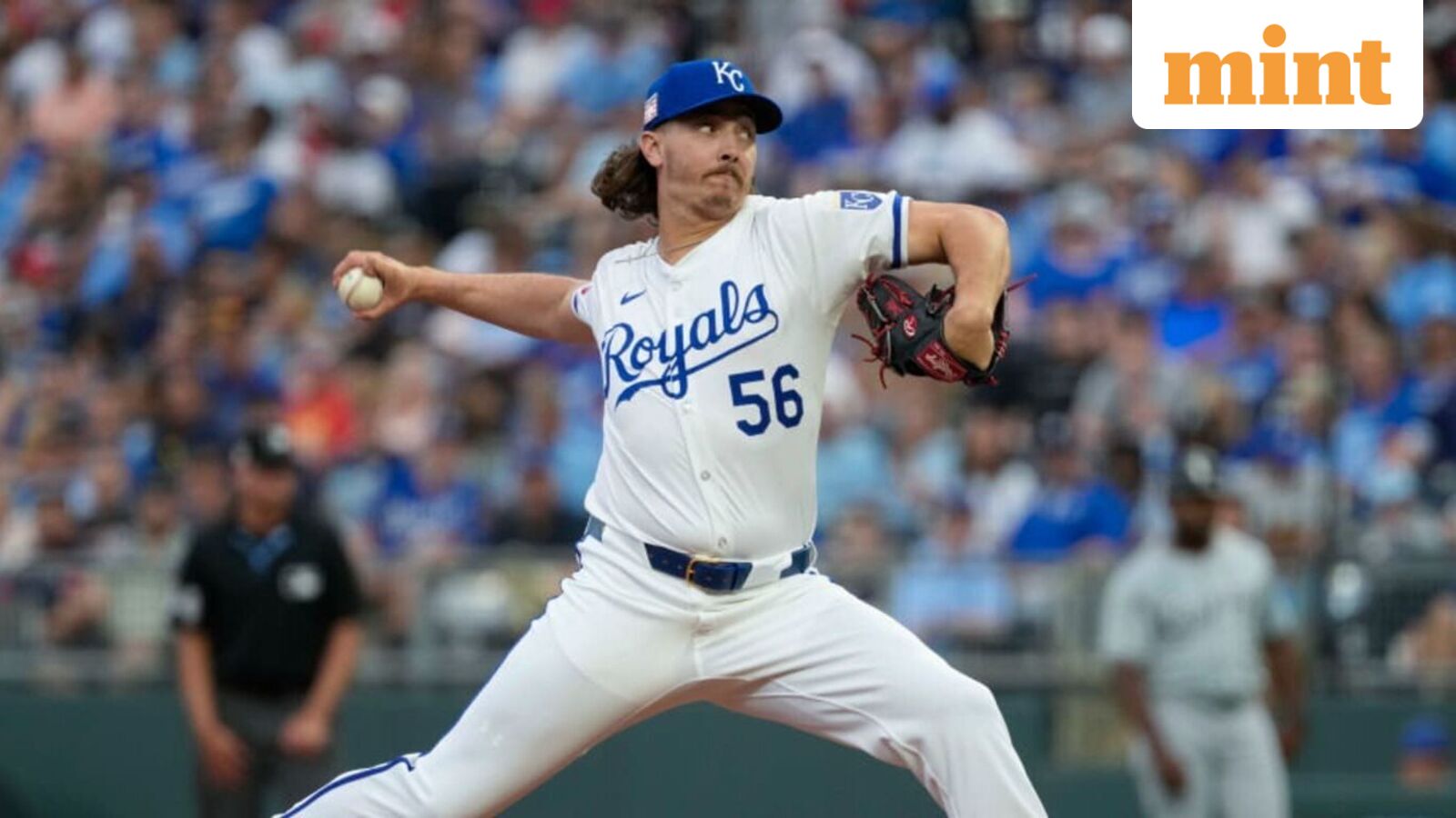 Hunter Harvey in action