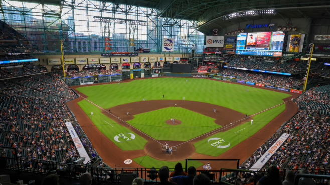 Astros sell minor league teams to Diamond Baseball Holdings