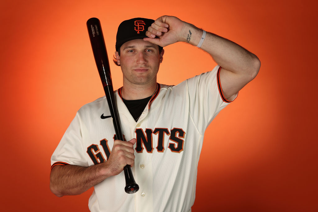 San Francisco Giants INF Schmitt (wrist) out 8-10 weeks