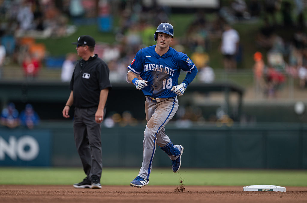 Braves Sign Outfielder Mike Yastrzemski to Multi-Year Deal