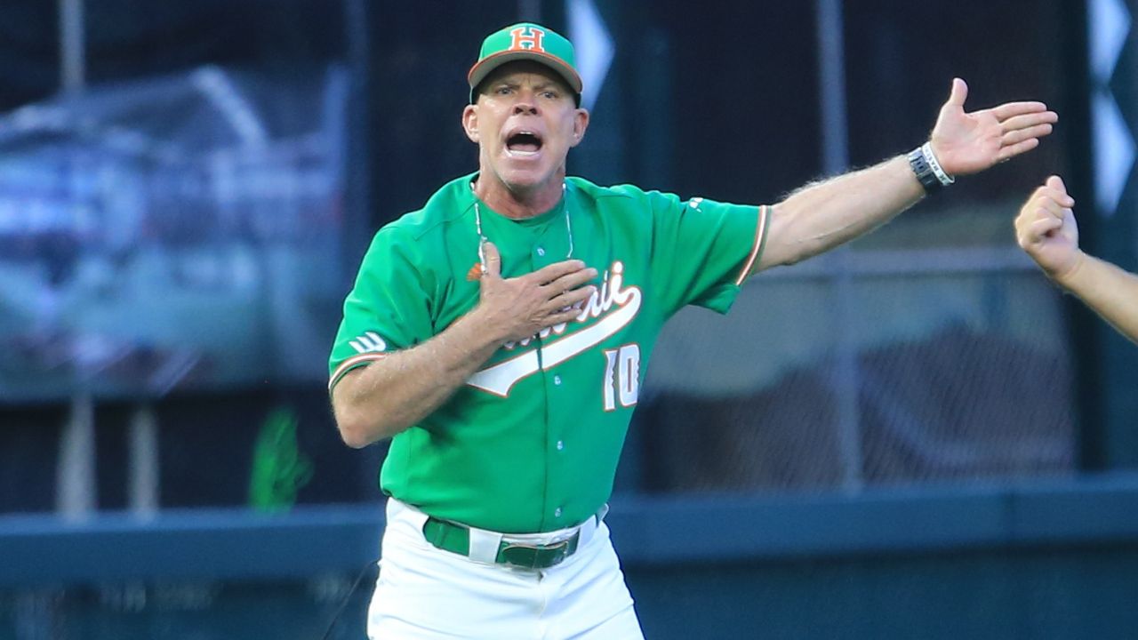 Hawaii coach Rich Hill reacted to a call against Oregon State at Les Murakami Stadium in May.