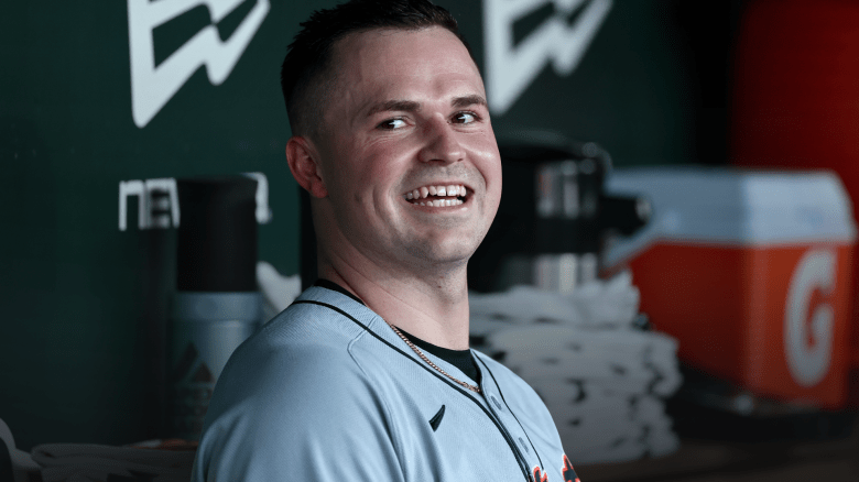 Detroit Tigers ace Tarik Skubal reacts on the dugout as a CBS report cites ESPN’s Jorge Castillo saying a trade is increasingly likely amid stalled extension talks.