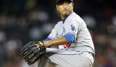 Hiroki Kuroda Signs; Clayton Kershaw And Yasiel Puig Visit Cuba