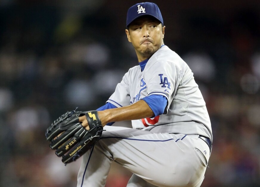 Hiroki Kuroda Signs; Clayton Kershaw And Yasiel Puig Visit Cuba