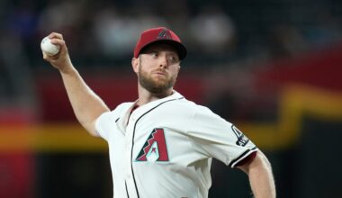 Veteran pitcher Merrill Kelly returns to Diamondbacks on $40 million, 2-year deal