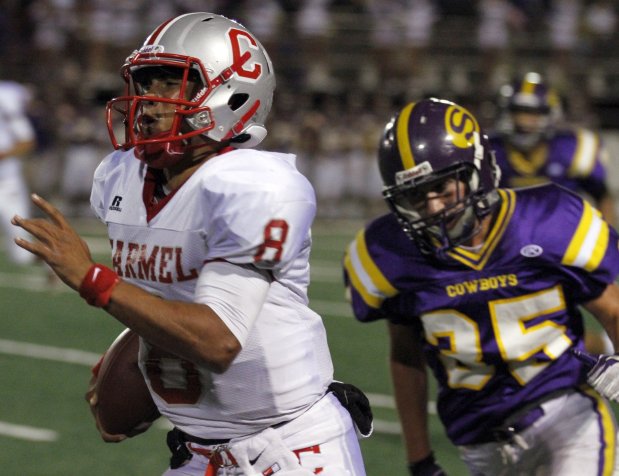 Devin Pearson, shown here against Salinas in 2011, helped lead Carmel to the CCS Division IV championship in 2009. (Monterey Herald archive)