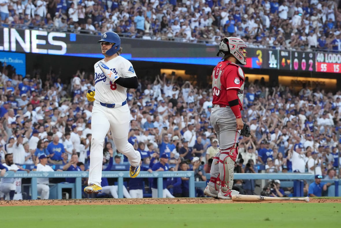 Dodgers Share Latest On Kike Hernandez Contract Negotiations