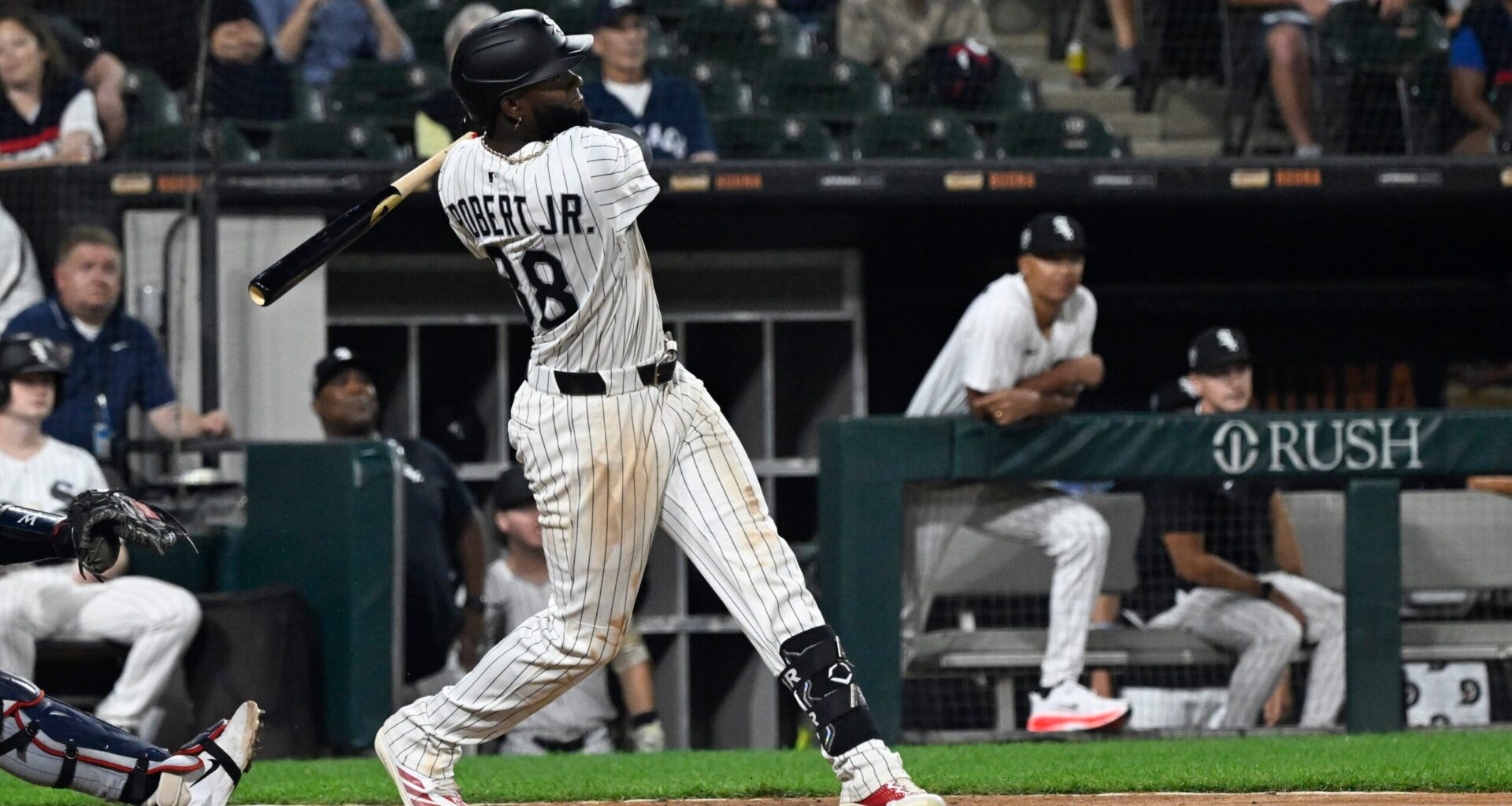 New competitor emerges in the Luis Robert Jr. sweepstakes; Mets sign 2 pitchers to minor league deals, more
