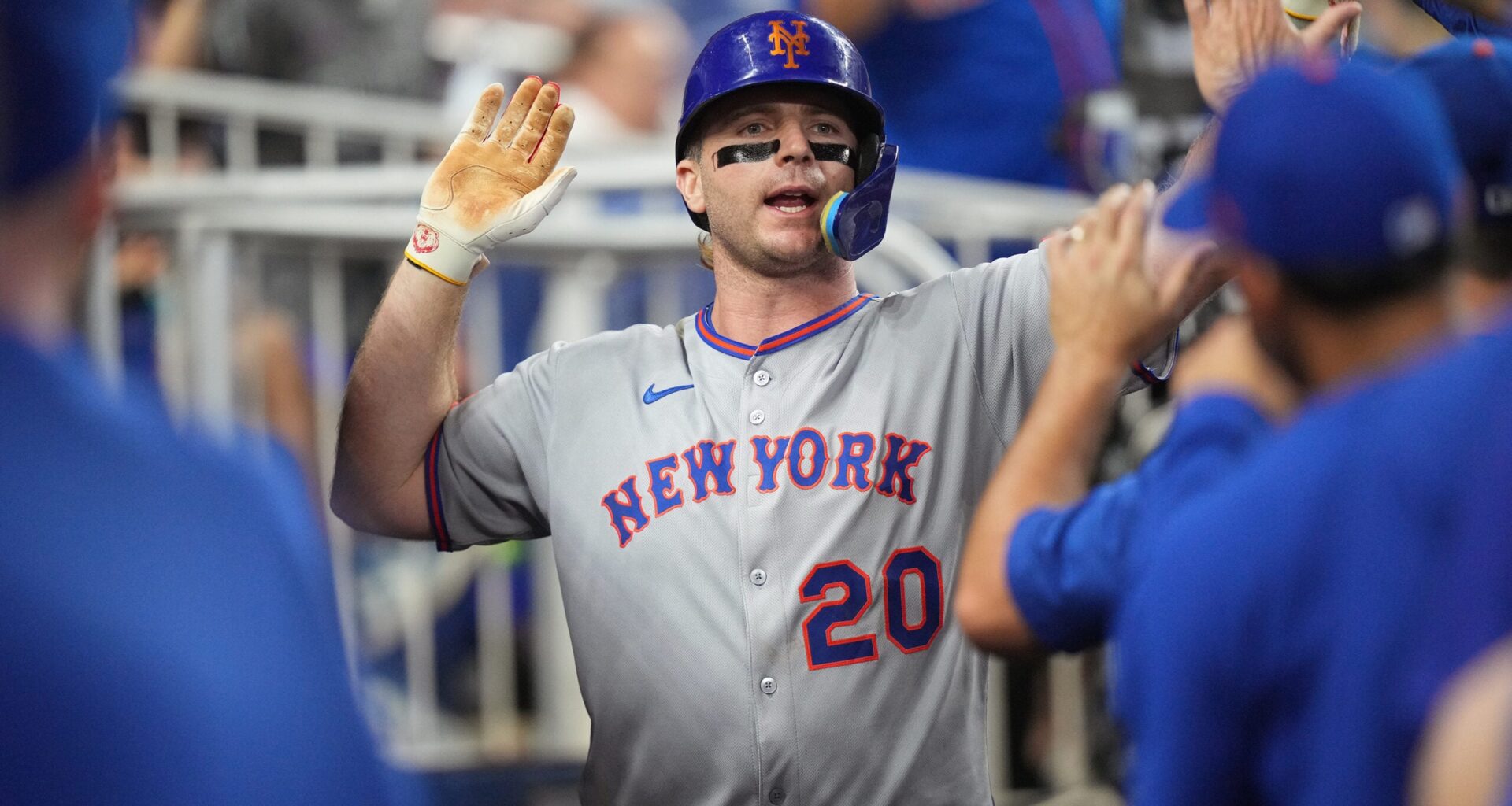 2 teams are circling around Pete Alonso; Mets reluctant to offer long contracts, more