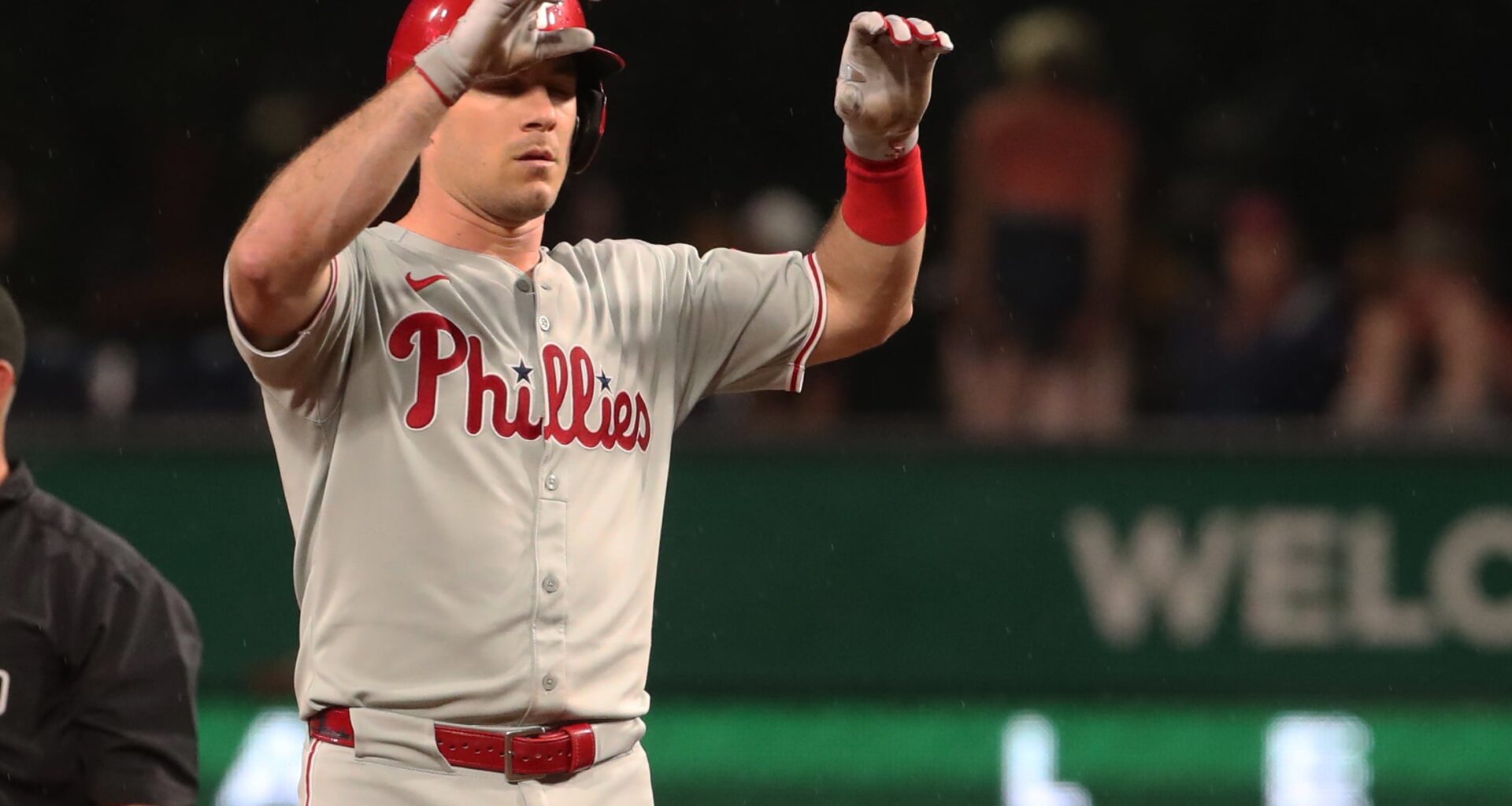 Pittsburgh Pirates linked to top MLB catcher in free agency