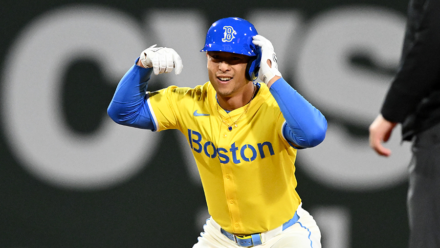 Seattle Mariners Rob Refsnyder...