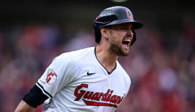 Royals sign veteran outfielder after 2-year stint with AL Central foe