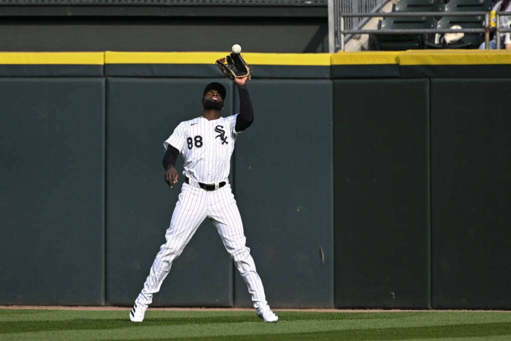 Next step for the White Sox: trade Luis Robert
