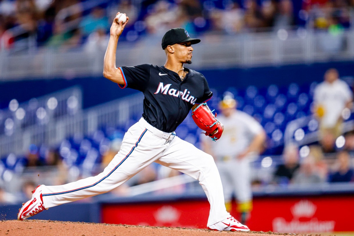 Marlins Ronny Henriquez To Miss 2026 Season - MLB News