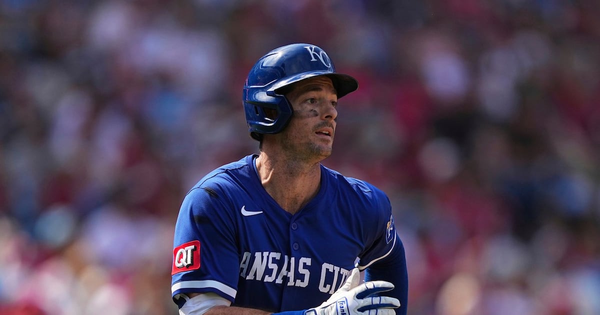 Veteran outfielder Mike Yastrzemski signs a 2-year deal with Atlanta Braves