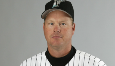 Former Marlins coach Jeff Schwarz files age discrimination lawsuit over firing - Notes