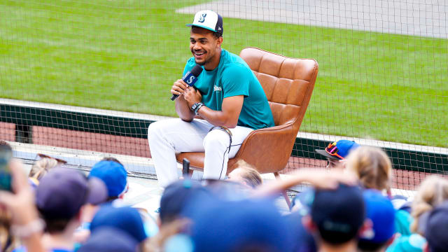 Seattle Mariners FanFest (image via MLB's website)