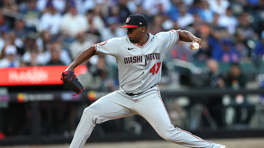 Seattle Mariners trade Jose Ferrer reliever Washington Nationals 2025...