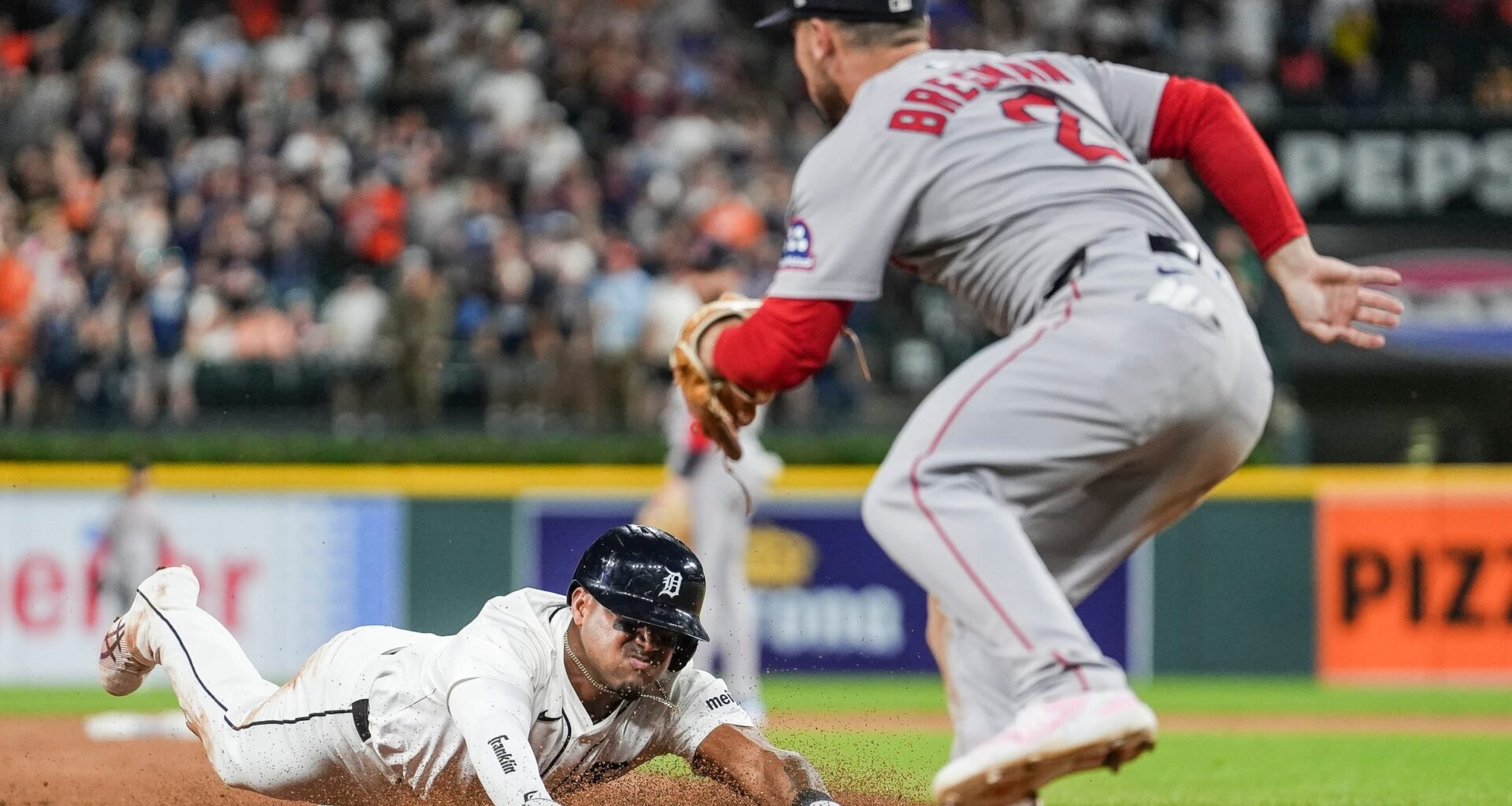 Detroit Tigers connected to Alex Bregman, latest update on plans